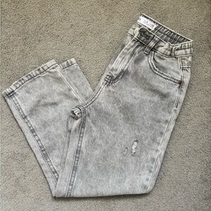 Zara kids girls light grey ripped jeans size 8.